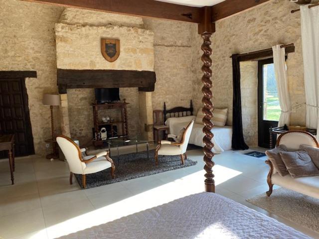 Manoir La Barriere - Lot Bed and Breakfast Le Vigan  Εξωτερικό φωτογραφία